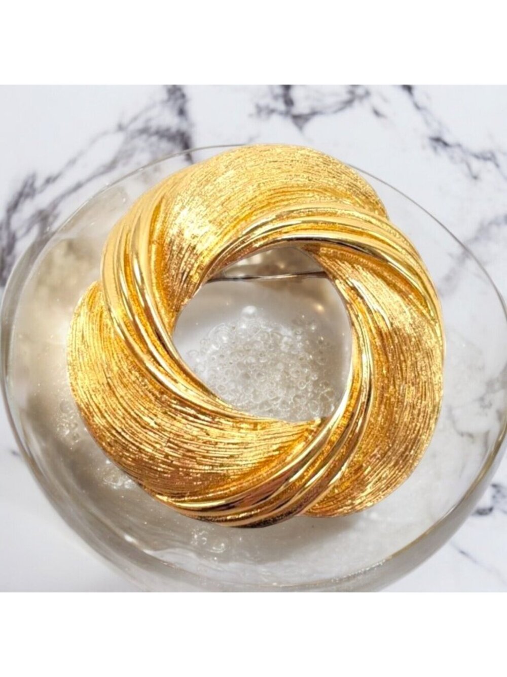 Vintage Monet Circle Swirl Wreath Brooch Gold Tone Brushed Smooth 1-3/4"